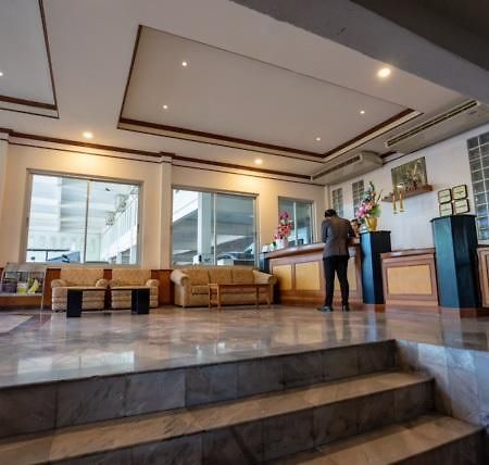 Golden House Service And Apartment Rayong Exterior foto