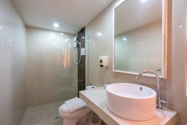 Golden House Service And Apartment Rayong Exterior foto