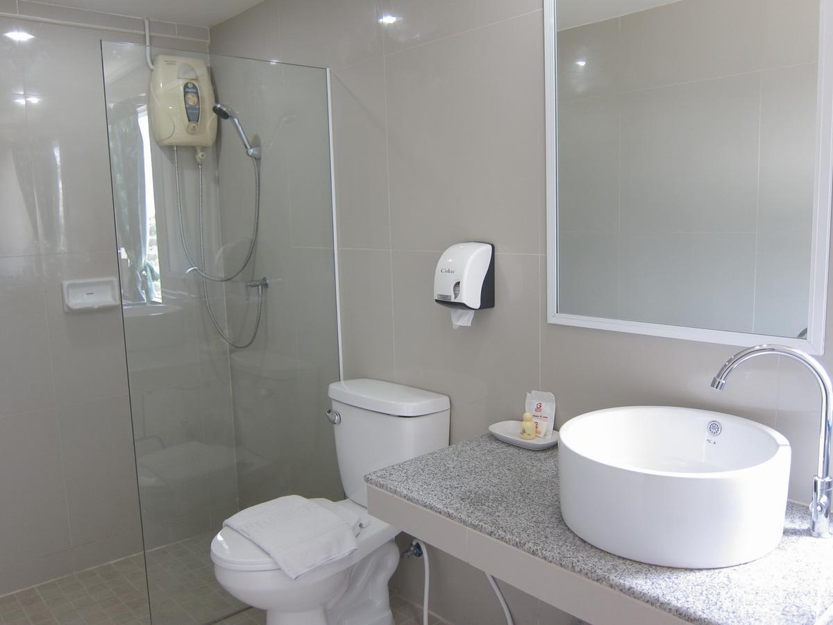 Golden House Service And Apartment Rayong Exterior foto
